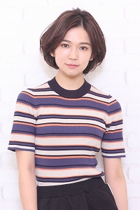 大人の女性のカジュアルグラ